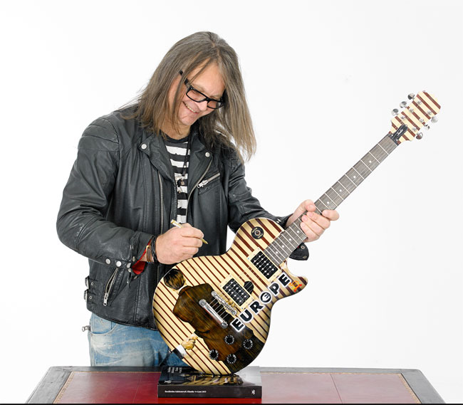Europe's Exclusive Auction of 10 Special Edition Airbrushed Epiphone Guitars