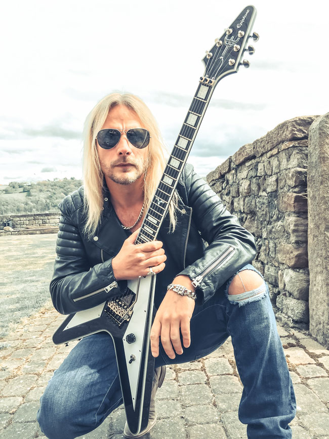 Ltd. Ed. Richie Faulkner Flying-v Custom Outfit